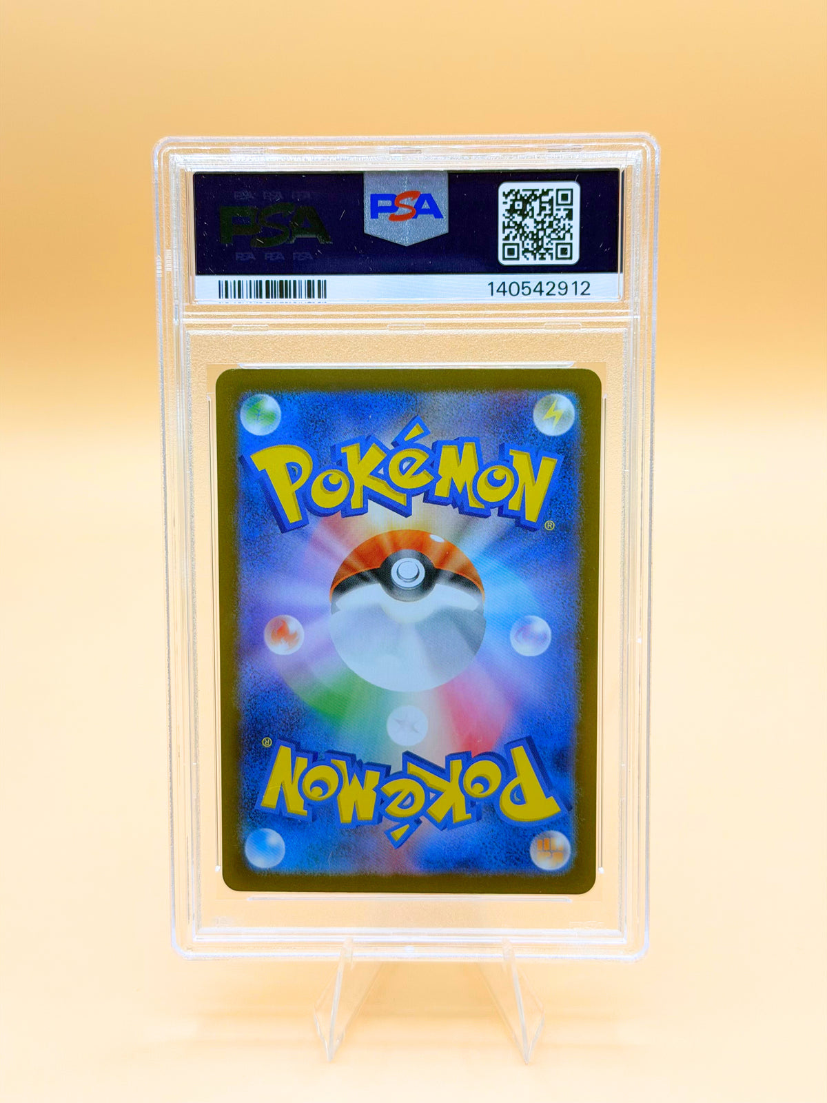 PSA-10 Pokémon-Karte im Slab, Rückseite sichtbar